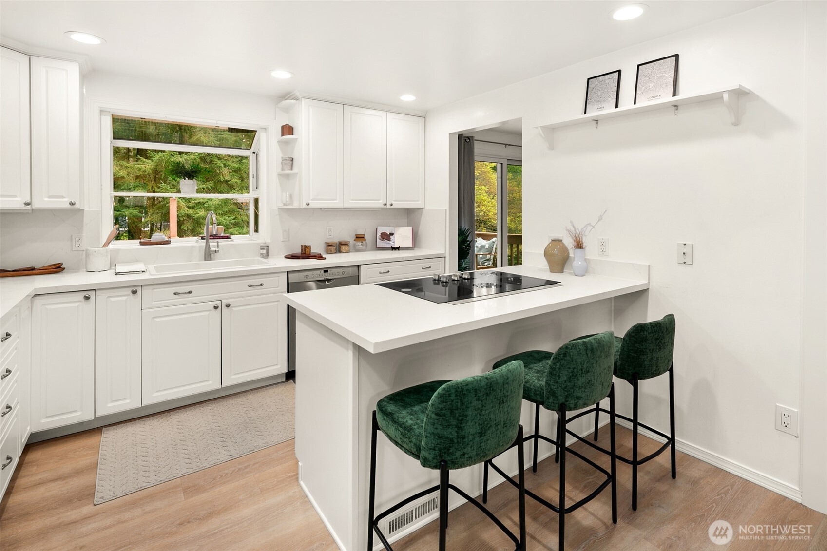 19044 NE 165th Place Woodinville WA 98072