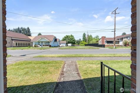 1116 W 1st Street Centralia WA 98531