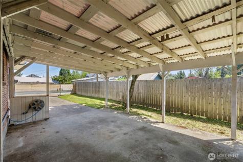 1116 W 1st Street Centralia WA 98531