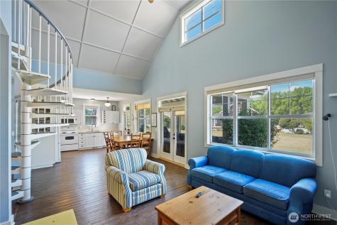 105 Flip Flop Lane Oroville WA 98844
