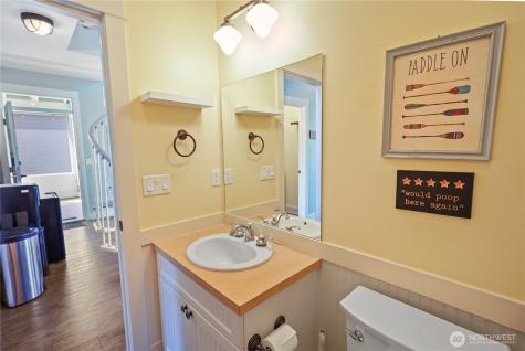 105 Flip Flop Lane Oroville WA 98844