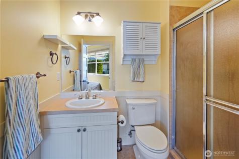 105 Flip Flop Lane Oroville WA 98844