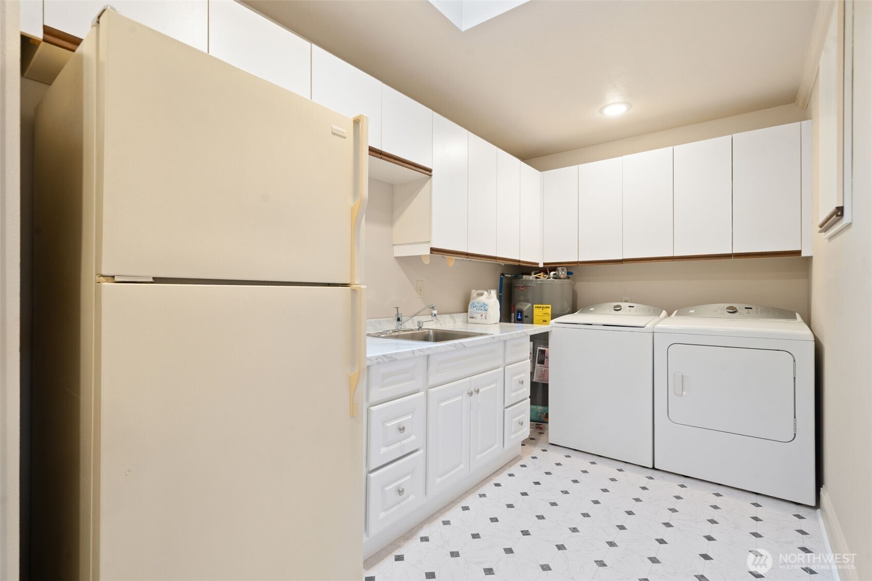 16631 E State Route 106 Belfair WA 98528