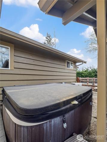 41423 270th Avenue SE Enumclaw WA 98022