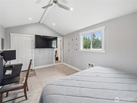 41423 270th Avenue SE Enumclaw WA 98022