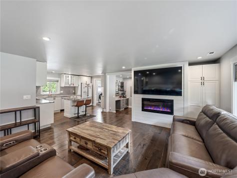 41423 270th Avenue SE Enumclaw WA 98022