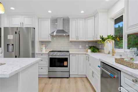 12600 SE 27th Street Bellevue WA 98005