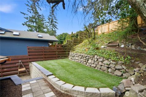 12600 SE 27th Street Bellevue WA 98005