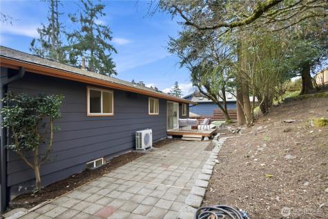 12600 SE 27th Street Bellevue WA 98005