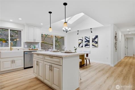 12600 SE 27th Street Bellevue WA 98005