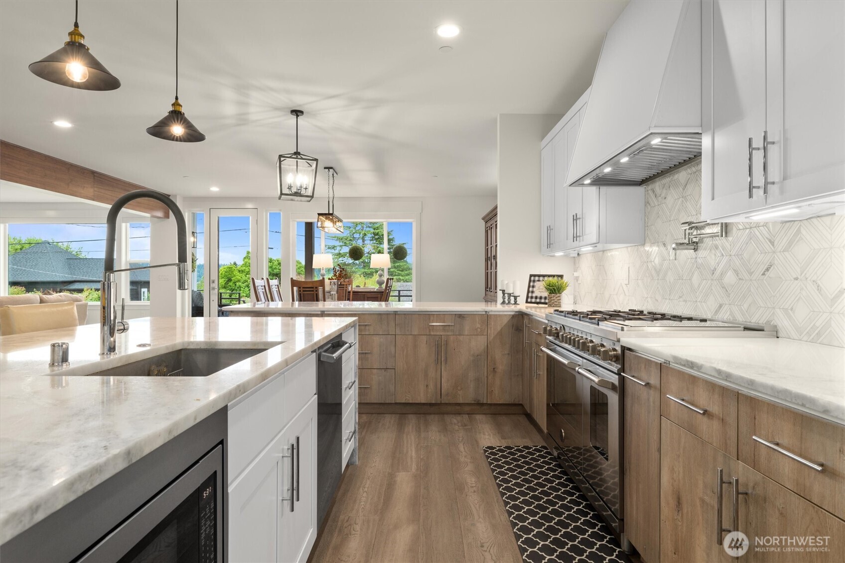 6921 55th Avenue S Seattle WA 98118