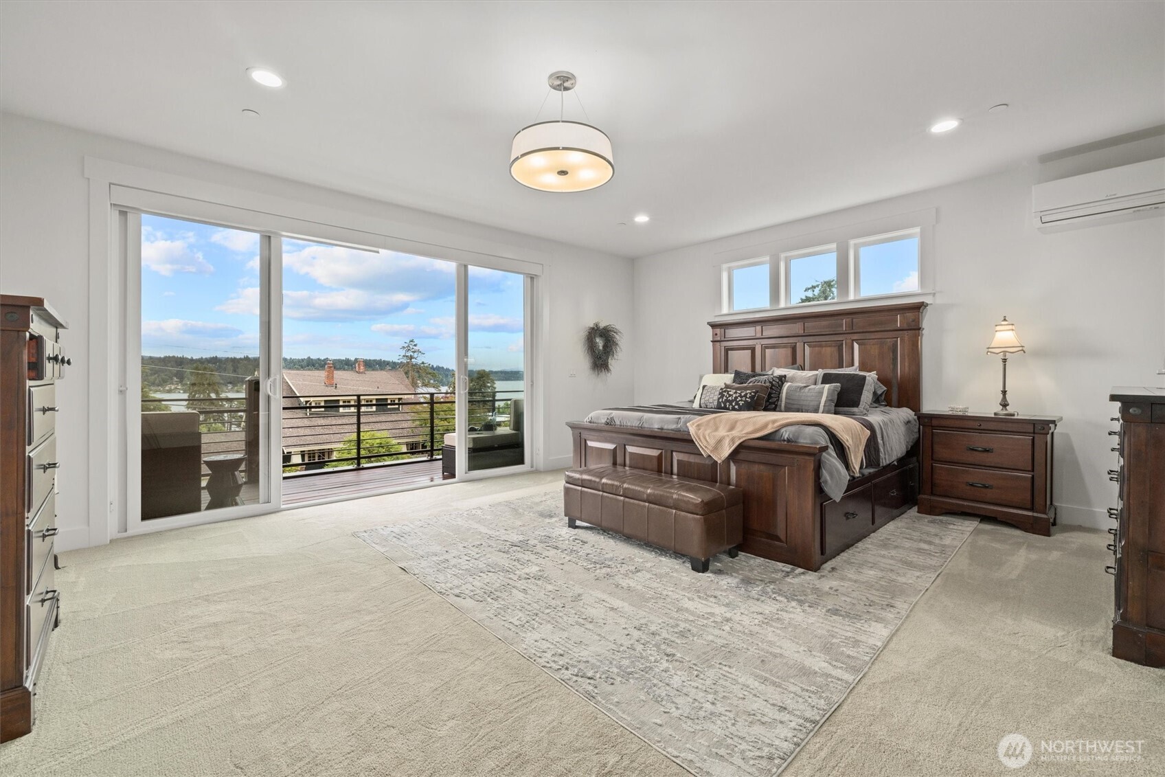6921 55th Avenue S Seattle WA 98118