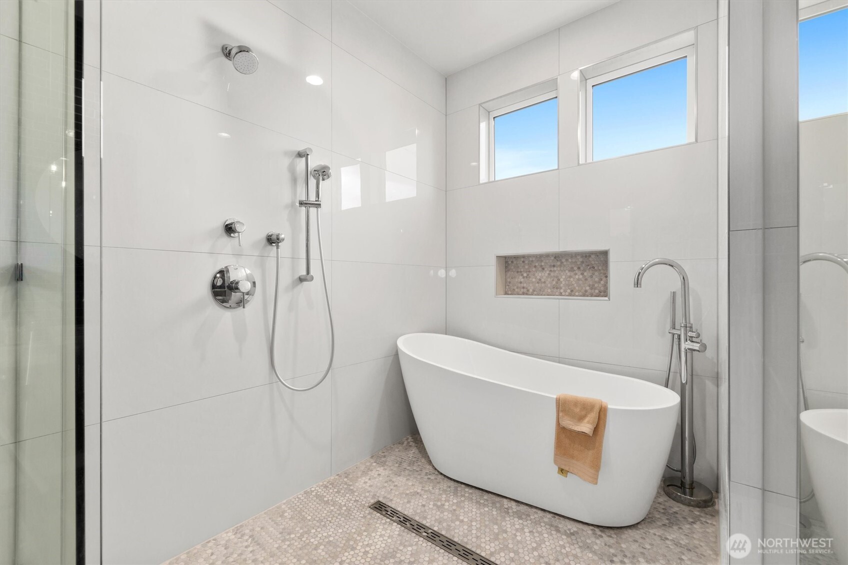 6921 55th Avenue S Seattle WA 98118