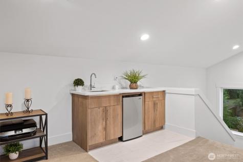 6921 55th Avenue S Seattle WA 98118