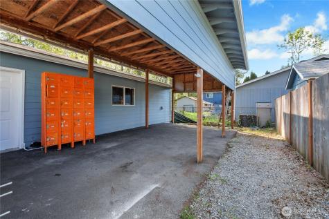 8802 S D Street Tacoma WA 98444
