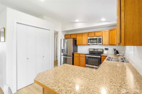 1629 S Skyline Drive Moses Lake WA 98837