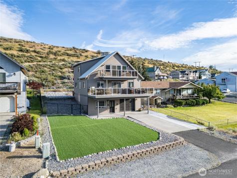 180 W Entiat Drive Orondo WA 98843