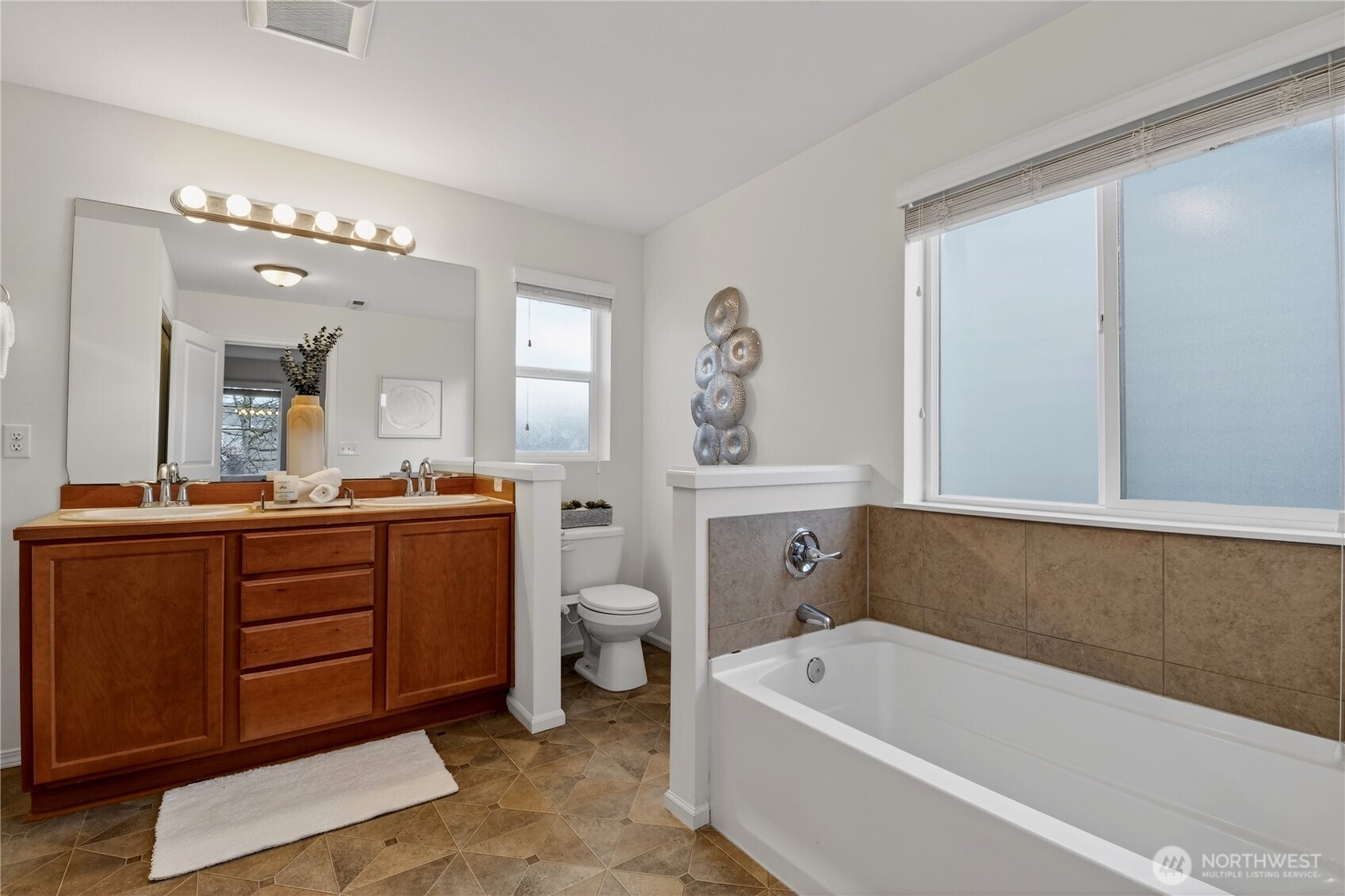 1358 32nd Street NE Auburn WA 98002