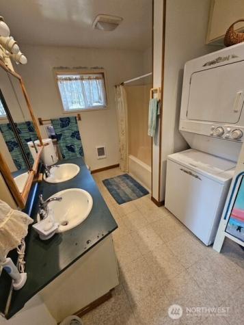 2817 232nd Lane Ocean Park WA 98640