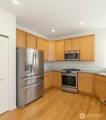 22926 SE 13th Way Sammamish WA 98075