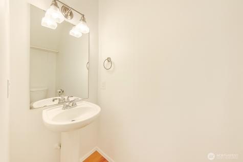 22926 SE 13th Way Sammamish WA 98075