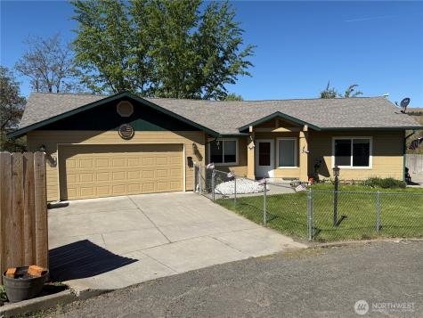 102 S 8th Street Dayton WA 99328