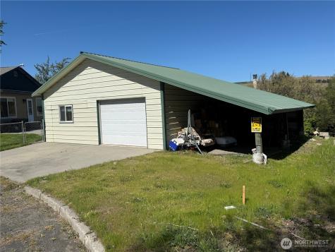 102 S 8th Street Dayton WA 99328