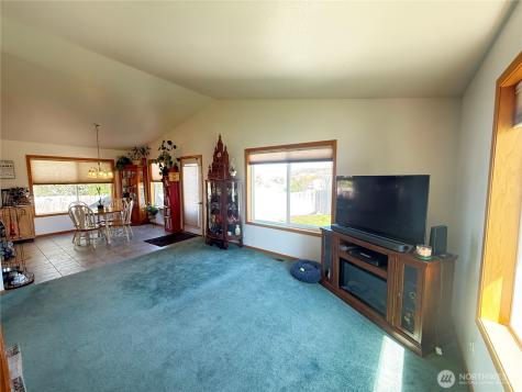 102 S 8th Street Dayton WA 99328