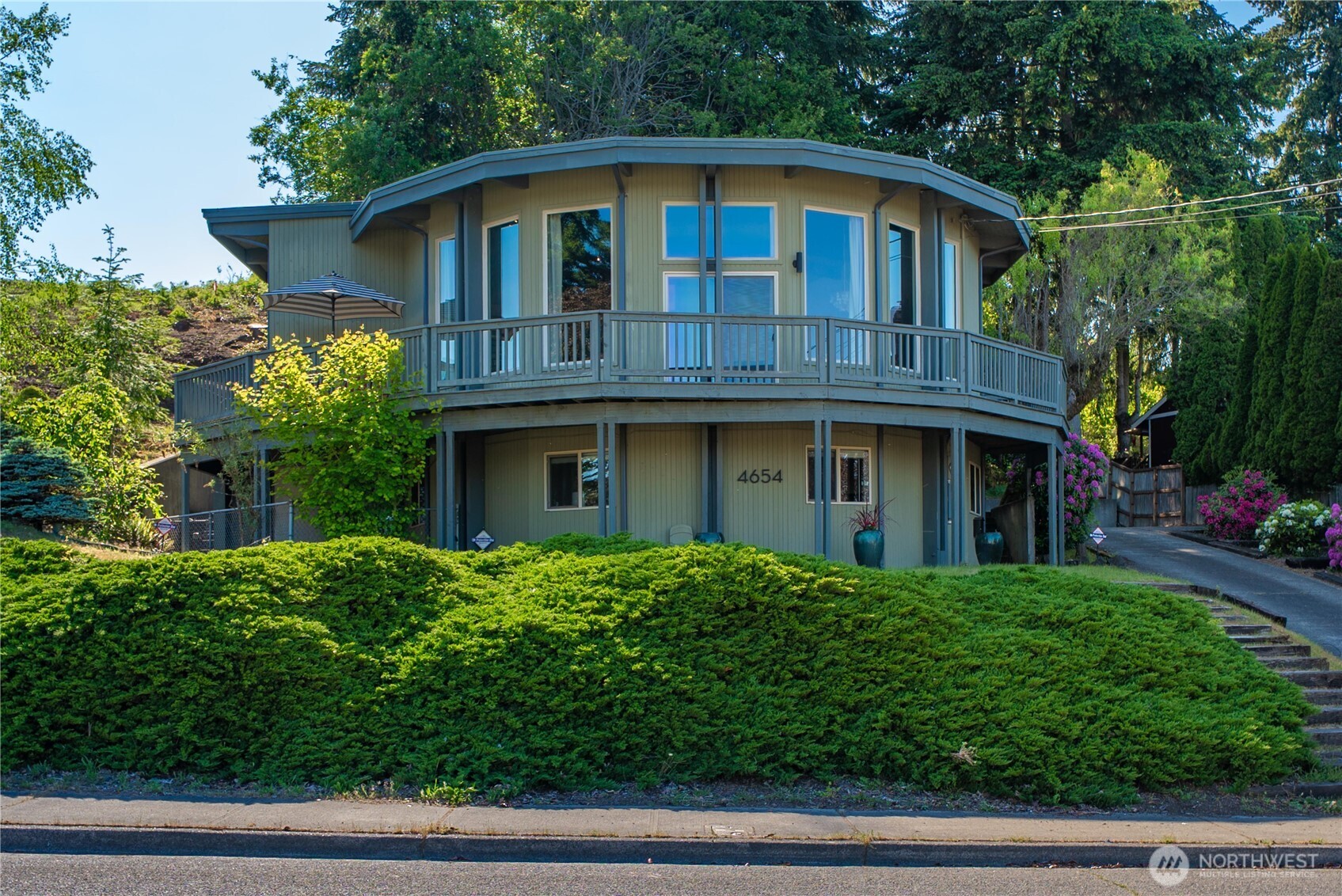 4654 N Vassault Street Tacoma WA 98407