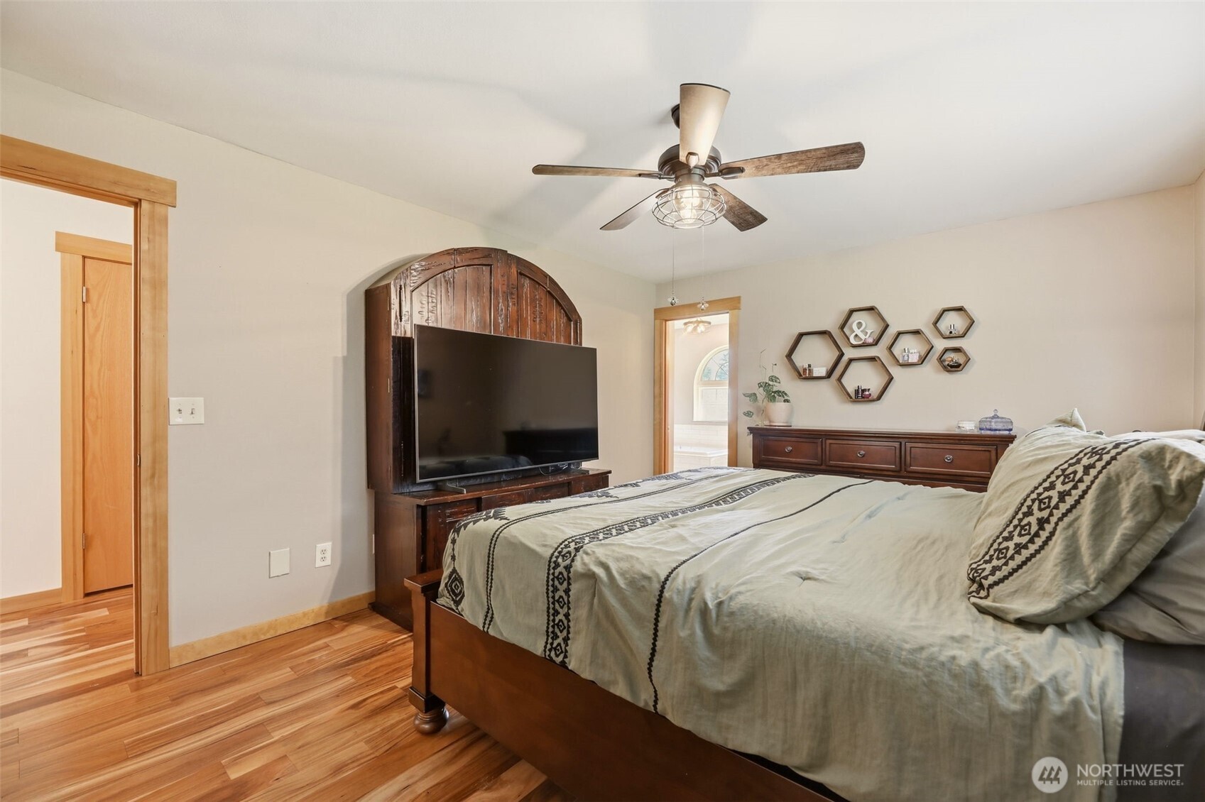 8235 Lusk Road Concrete WA 98237