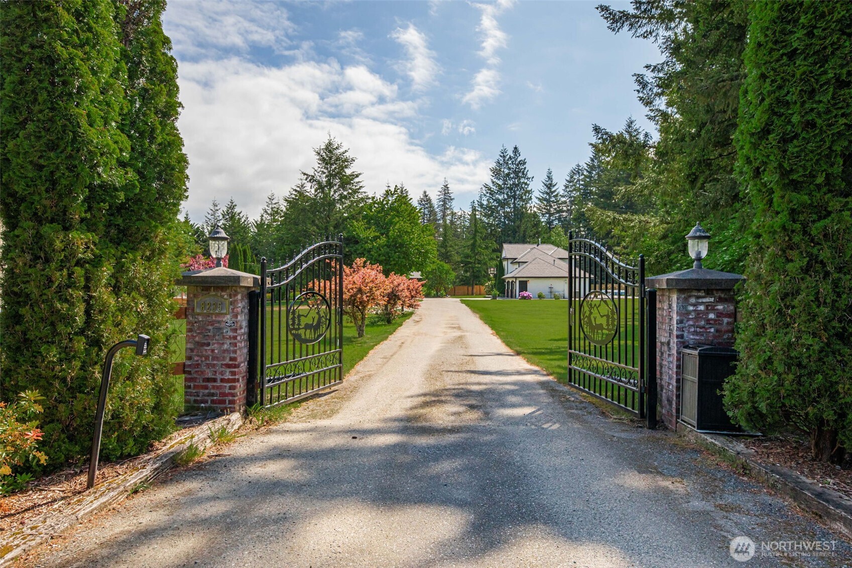 8235 Lusk Road Concrete WA 98237