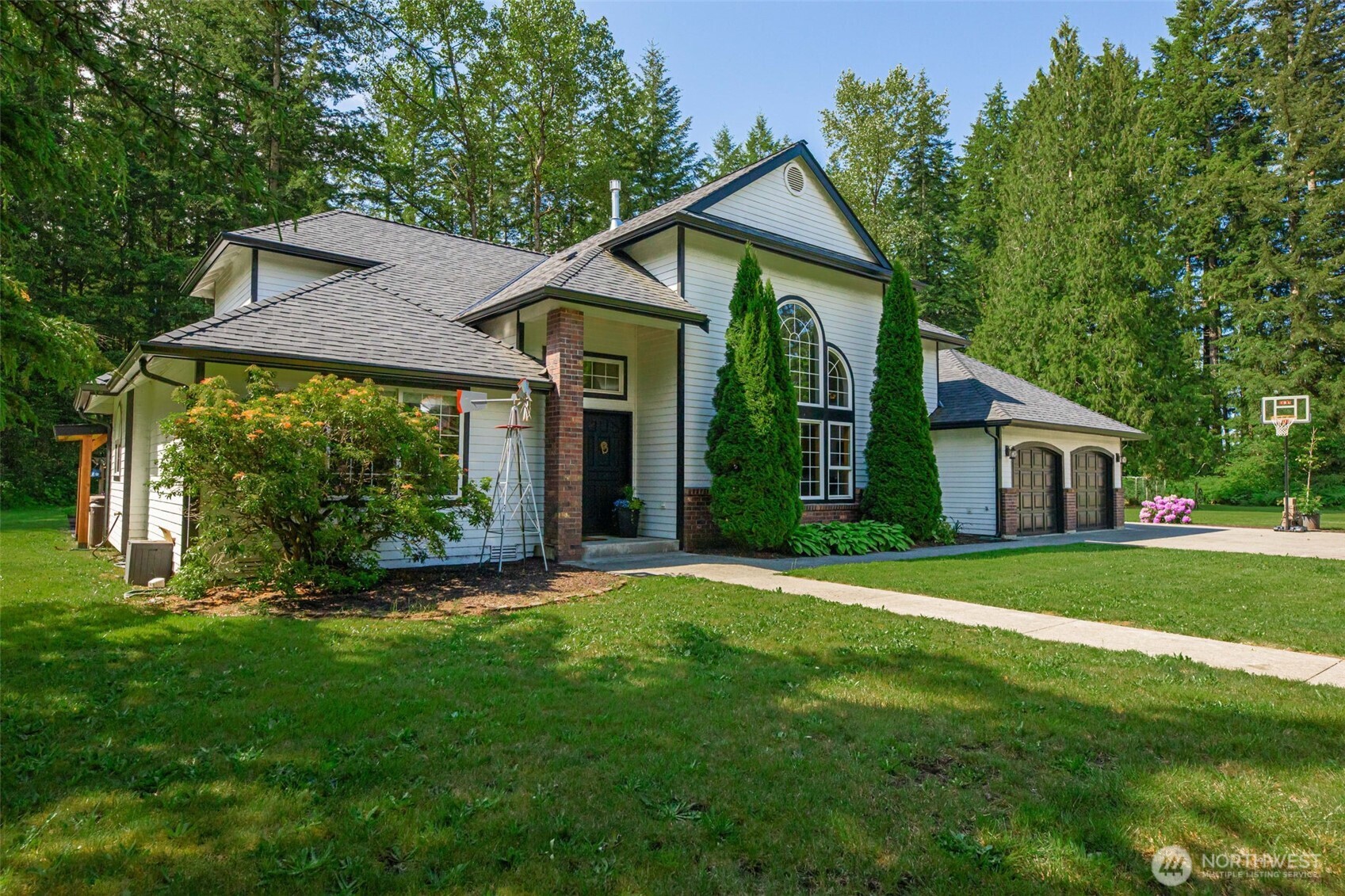 8235 Lusk Road Concrete WA 98237