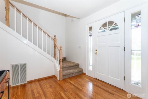 20830 103rd Court SE Kent WA 98031