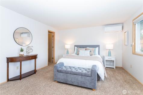 20830 103rd Court SE Kent WA 98031