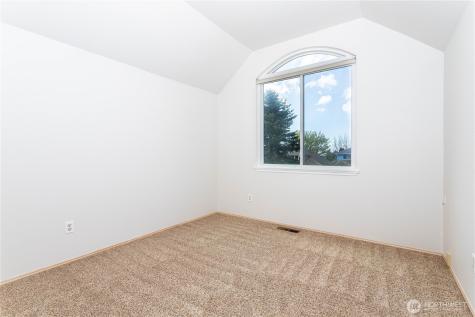 20830 103rd Court SE Kent WA 98031