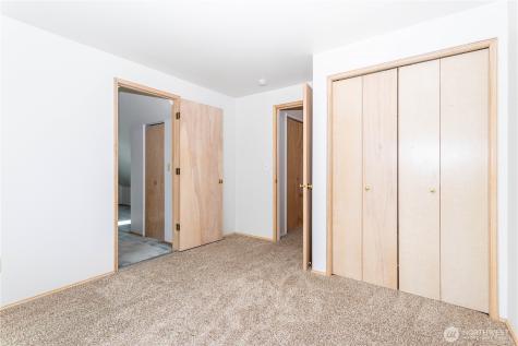 20830 103rd Court SE Kent WA 98031