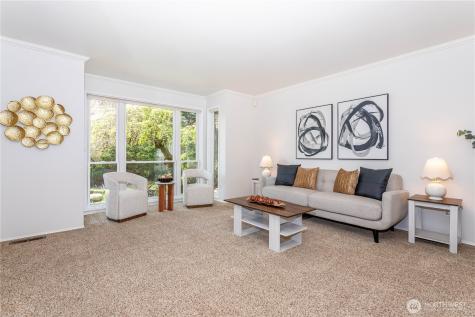 20830 103rd Court SE Kent WA 98031