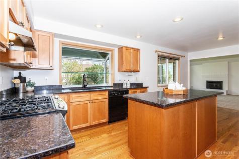 20830 103rd Court SE Kent WA 98031