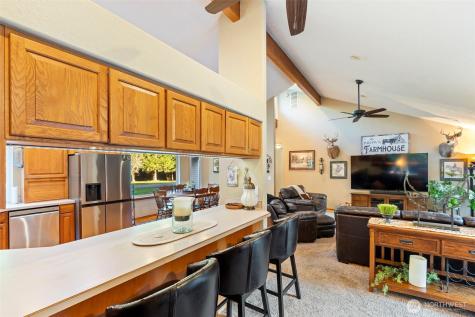 123 Cherry Lane Chehalis WA 98532