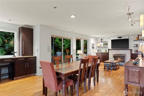 750 Kalmia Court NW Issaquah WA 98027