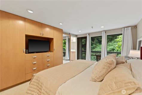 750 Kalmia Court NW Issaquah WA 98027
