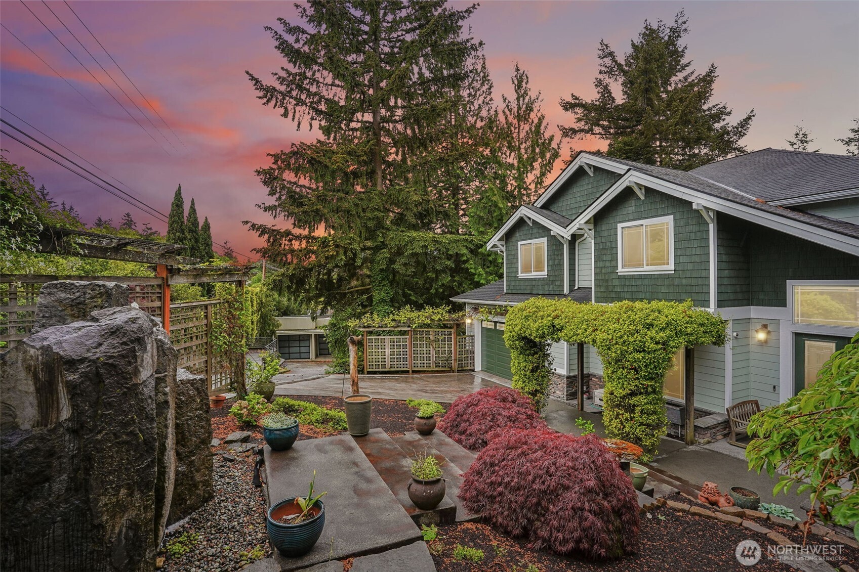 13128 SE Newport Way Bellevue WA 98006