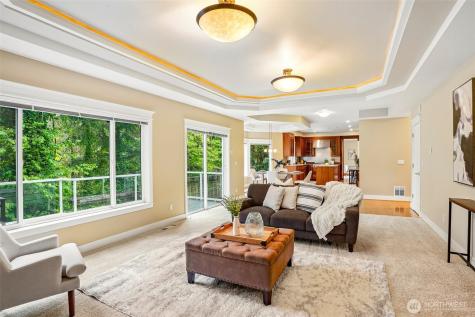13128 SE Newport Way Bellevue WA 98006