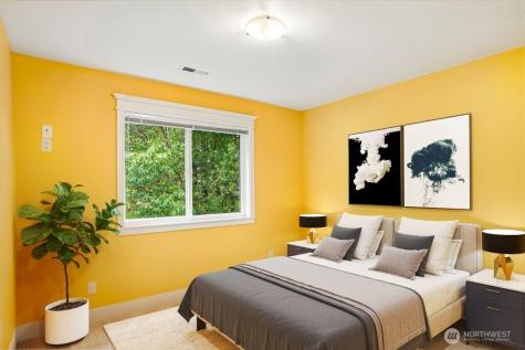 13128 SE Newport Way Bellevue WA 98006