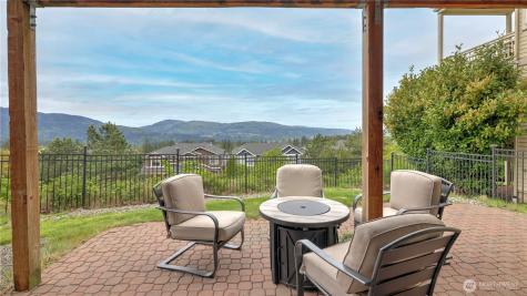 1511 25th Avenue NE Issaquah WA 98029