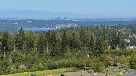 1511 25th Avenue NE Issaquah WA 98029