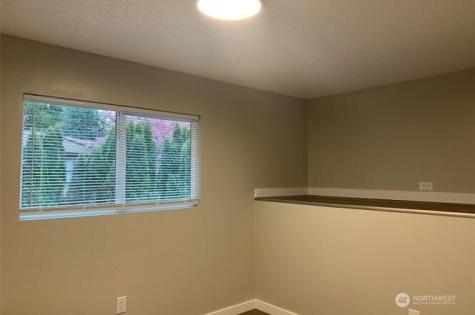 34242 36th Place SW Federal Way WA 98023