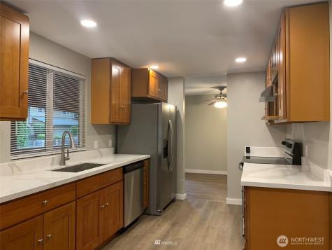34242 36th Place SW Federal Way WA 98023