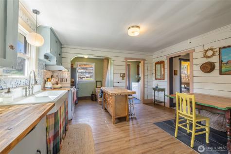 311 W Nevada Avenue Roslyn WA 98941