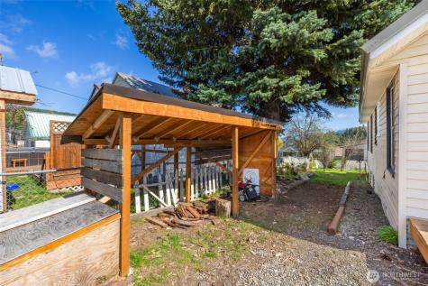 311 W Nevada Avenue Roslyn WA 98941